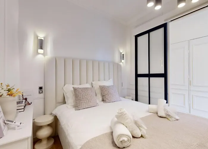 Cia - Luxurious Flat On Champs-elysees *